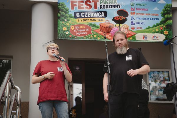 fest-01.jpg (39 KB)