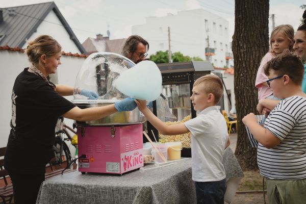 fest-04.jpg (45 KB)