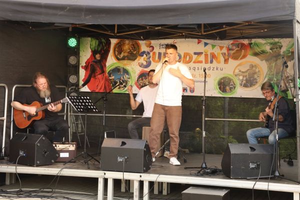 scenau-13.jpg (48 KB)