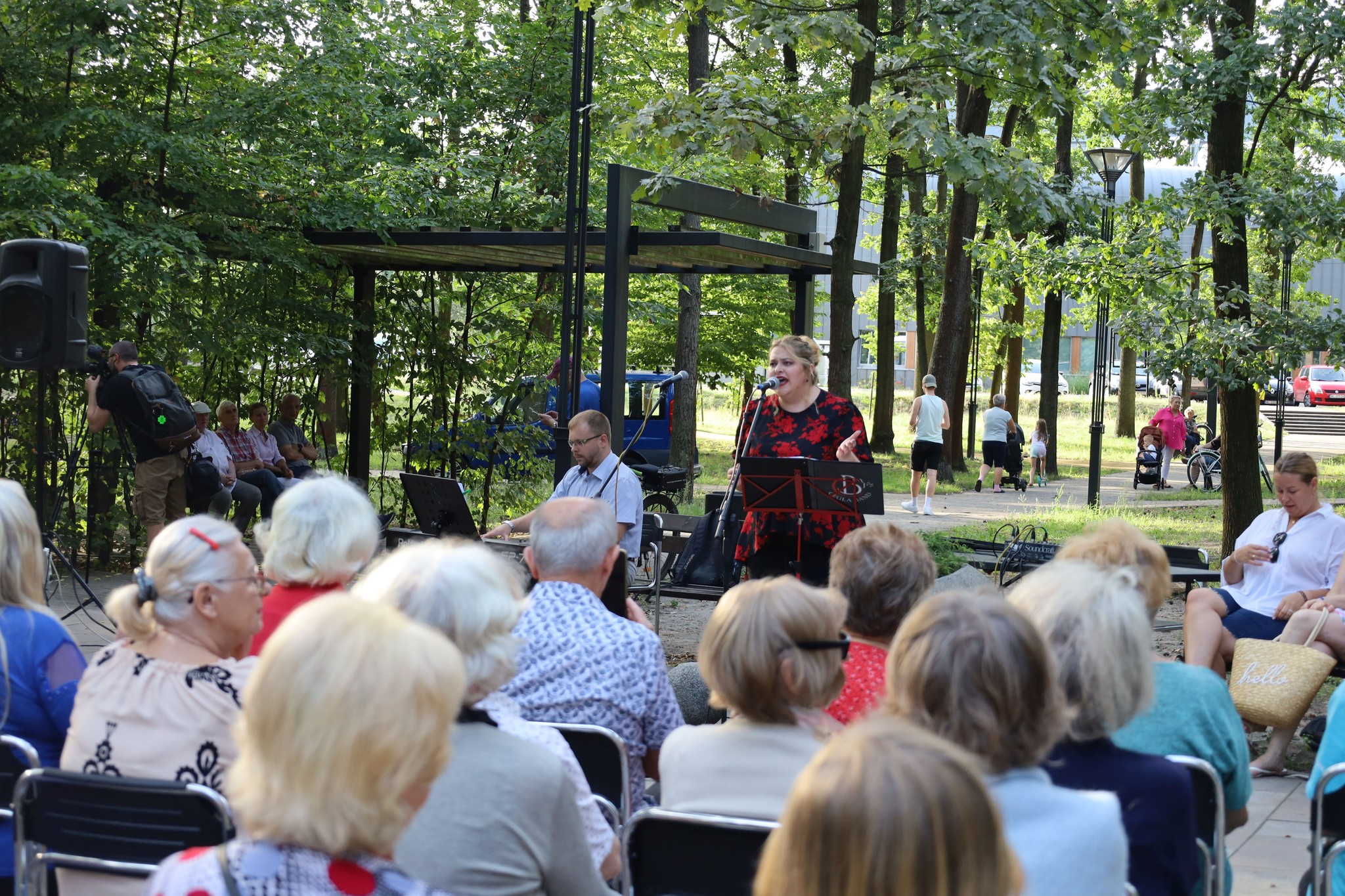 13o.jpg (915 KB)