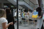 Warsztaty malowania intuicyjnego z Wioletą Zysk w Galerii Sztuki Ratusz, foto nr 20, MOK Legionowo